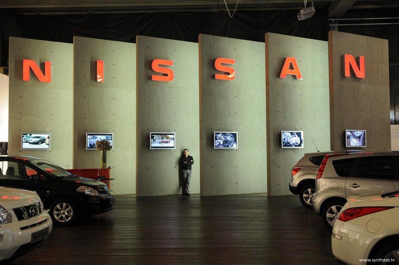 nissan-auto-show-zagreb-booth-2008